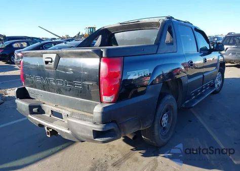 2002 Chevrolet Avalanche 1500 from USA, damaged, VIN 3GNEC13T92G267958
